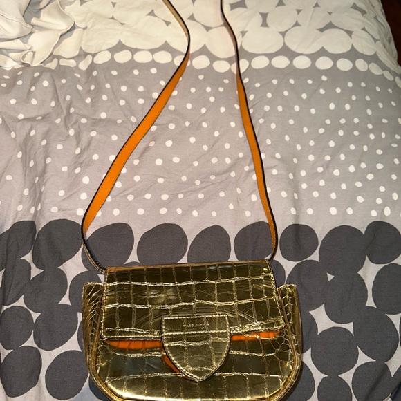 MARC JACOBS GOLD CROCODILE CROSSBODY BAG - Picture 5 of 12